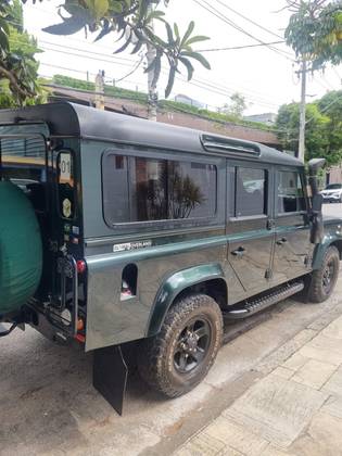 LAND ROVER DEFENDER 2.4 110 SW 4X4 TURBO DIESEL 4P MANUAL LAND ROVER DEFENDER 2.4 110 SW 4X4 TURBO DIESEL 4P MANUAL